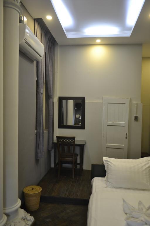 Hotel @ Yangon Heritage Экстерьер фото
